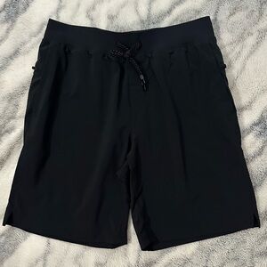 Fabletics Lined Woven Training Shorts 9” - Black